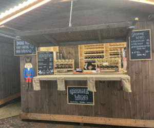 Pokémony, różowe gofry i zaskakujące różnice w cenach. Porównaliśmy łódzkie jarmarki