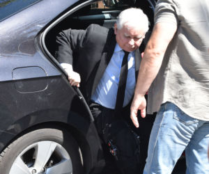 KACZYŃSKI JUŻ W DOMU