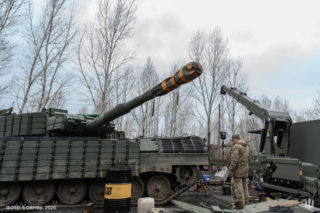 Stare, ale zabójczo skuteczne Leopardy 1. Od krytyki po kluczowe wsparcie