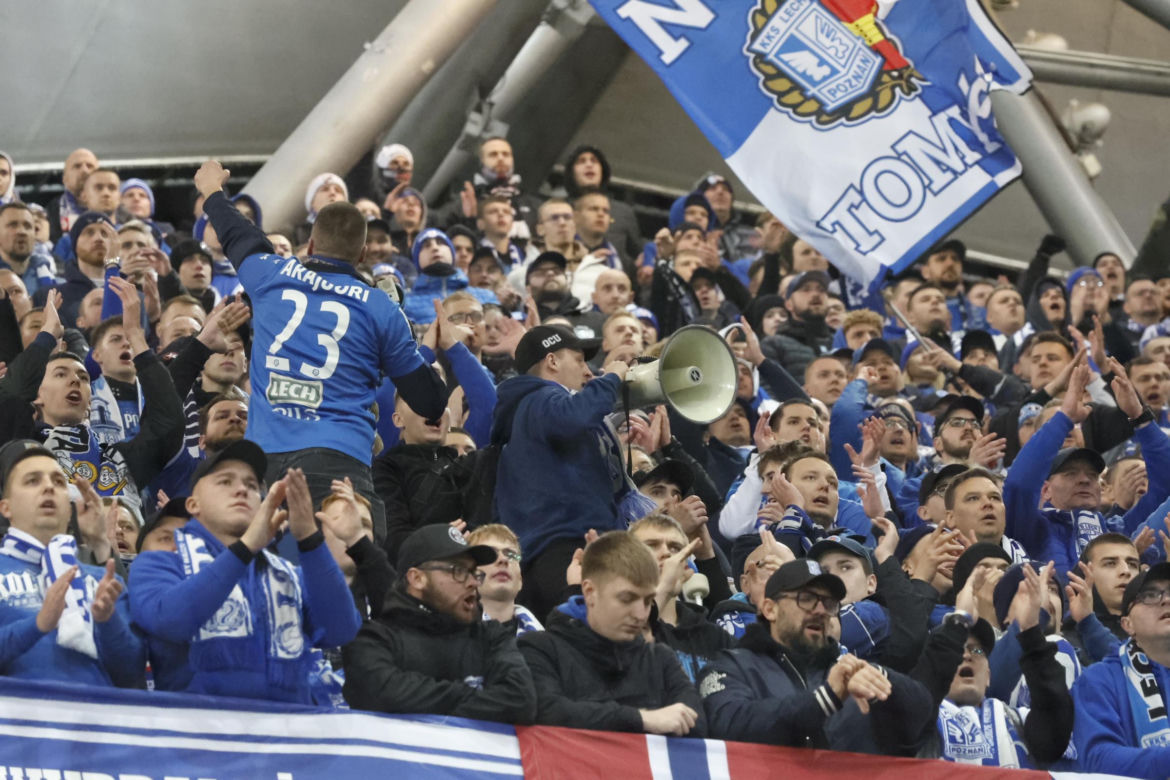 Legia Warszawa - Lech Poznań: Zdjęcia kibiców z klasyku i 13. kolejki PKO BP Ekstraklasy