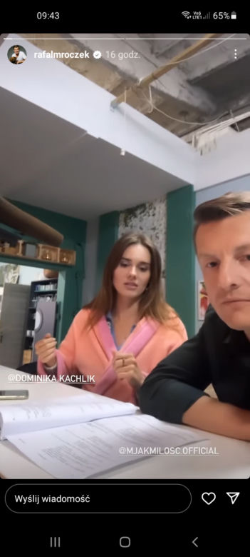 M jak miłość na planie odcinek 1693. Paweł (Rafał Mroczek), Franka (Dominika Kachlik)