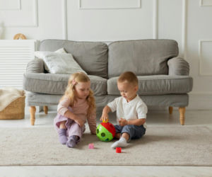 Te imiona były „hitami”. Dlaczego popularność Brajana i Dżesiki spadła?