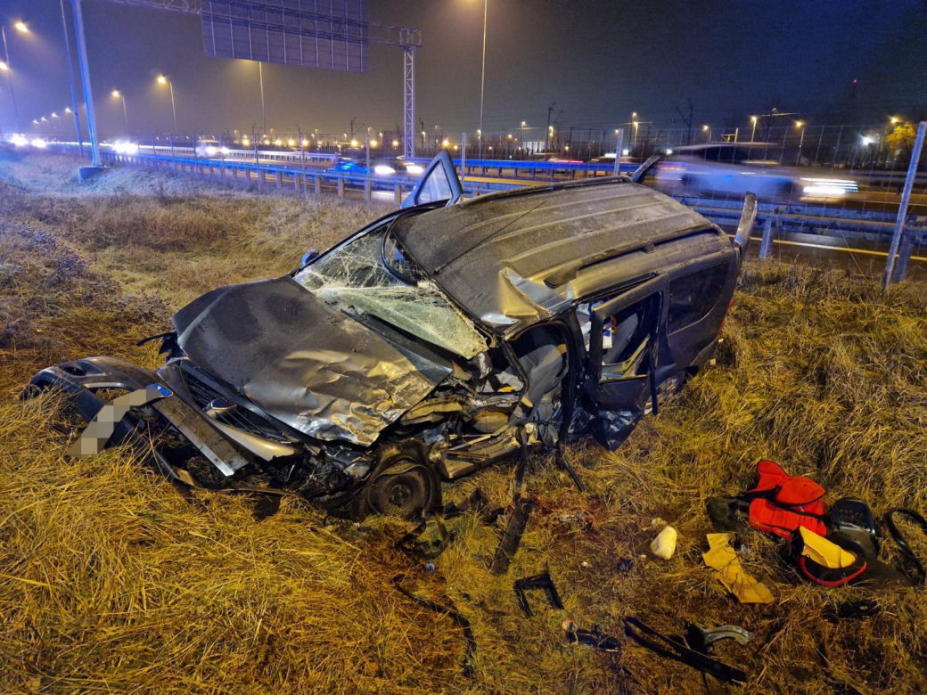 Karambol w Warszawie! 5 aut rozbitych, są ranni