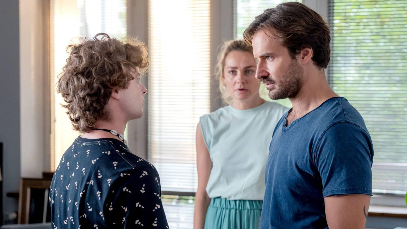 Przyjaciółki 22 sezon odc. 259. Inga (Małgorzata Socha), Borys (Piotr Stramowski), Szymon (Pascal Fischer)