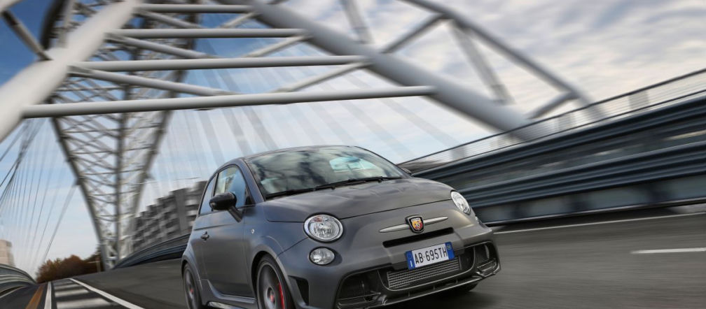Abarth 695 biposto