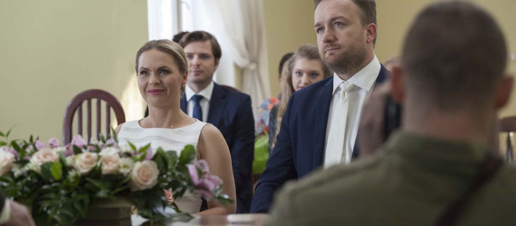Przyjaciółki odcinek 110, Anka (Magdalena Stużyńska), Paweł (Bartek Kasprzykowski)