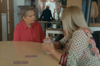 Barwy szczęścia, odcinek 3290. Basa (Sławomira Łozińska), Jola (Małgorzata Potocka), Tolek (Marek Siudym)