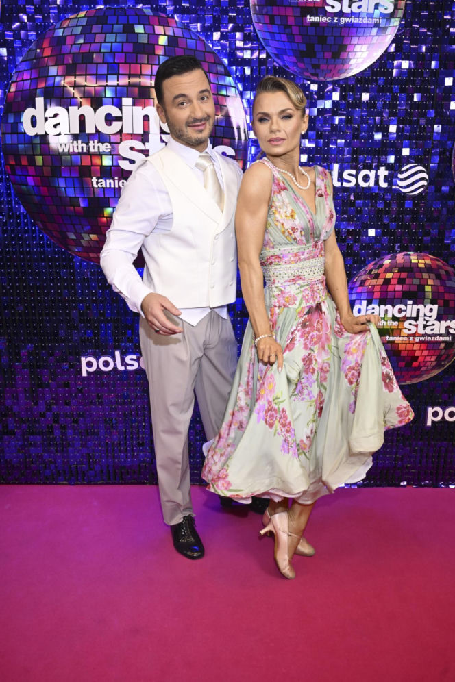 Emilia Komarnicka i Stefano Terrazzino zatańczyli eleganckiego foxtrota.