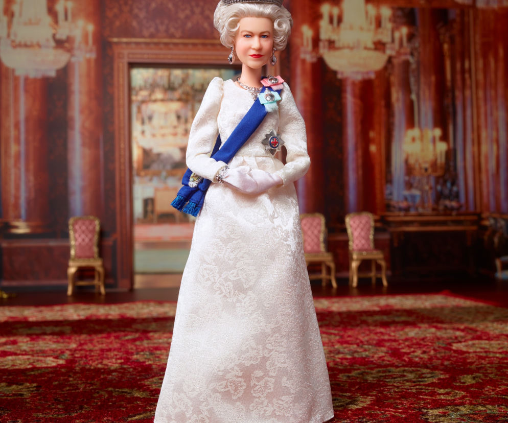 Królowa Elżbieta II ma własną lalkę Barbie!