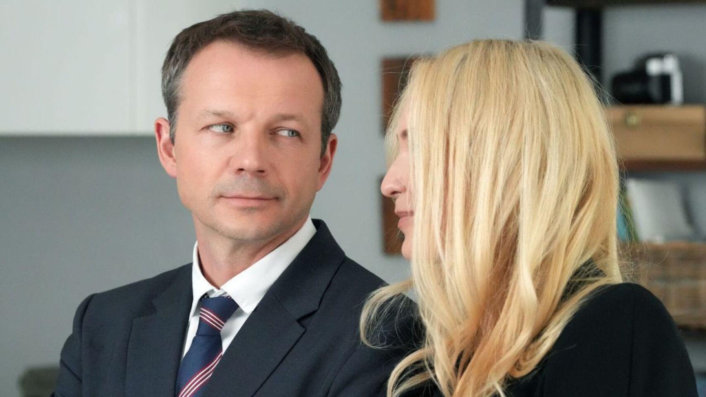 Barwy szczęścia odc. 3267. Bruno (Lesław Żurek), Karolina (Marta Dąbrowska)