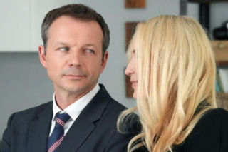 Barwy szczęścia odc. 3267. Bruno (Lesław Żurek), Karolina (Marta Dąbrowska)