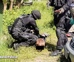 Zielona Góra: Pięć osób aresztowanych! Wielkie uderzenie w narkotykowy biznes