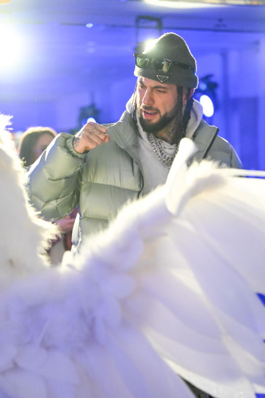 Gwiazdy pija i imprezuja podczas imprezy Amazona KULISY