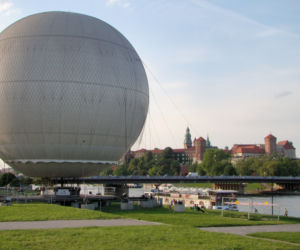 Zapomniana atrakcja Krakowa powraca. Balon widokowy wraca nad Wisłę!