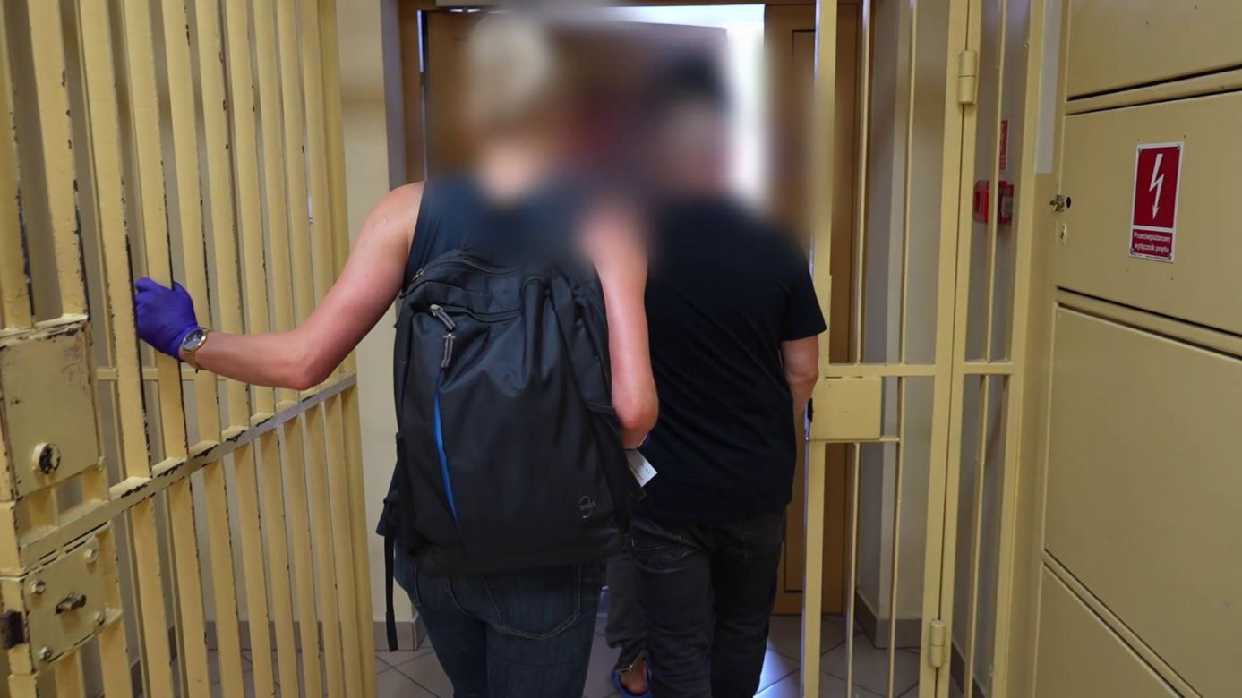 Podwójne morderstwo w Krakowie. Syn ofiar odpowie za zbrodnię ze szczególnym okrucieństwem [ZDJĘCIA]
