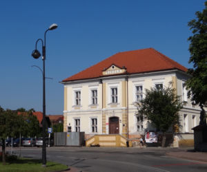 To miasto w Małopolsce ma jeden z najpiękniejszych rynków. Leży w sąsiedztwie Krakowa, jeszcze w PRL-u było wsią