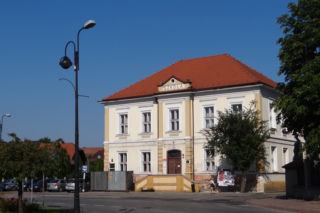 To miasto w Małopolsce ma jeden z najpiękniejszych rynków. Leży w sąsiedztwie Krakowa, jeszcze w PRL-u było wsią
