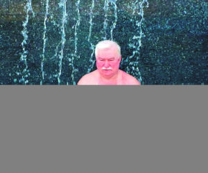	Lech Wałęsa za jeden wykład ZGARNIA aż 340 tysięcy! 