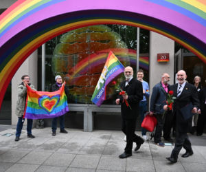 W poniedziałek, 18 maja, w Urzędzie Stanu Cywilnego po raz pierwszy dokonano transkrypcji zagranicznego aktu małżeństwa pary jednopłciowej bez konieczności prowadzenia sprawy sądowej