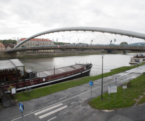 Oskórował Kasię. Stanął przed sądem.