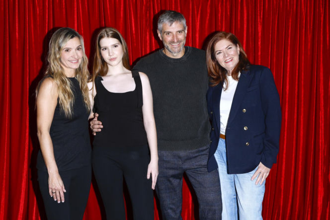 Tak dziś wygląda 16-letnia córka Koroniewskiej i Dowbora. Janina Dowbor podbija teatr