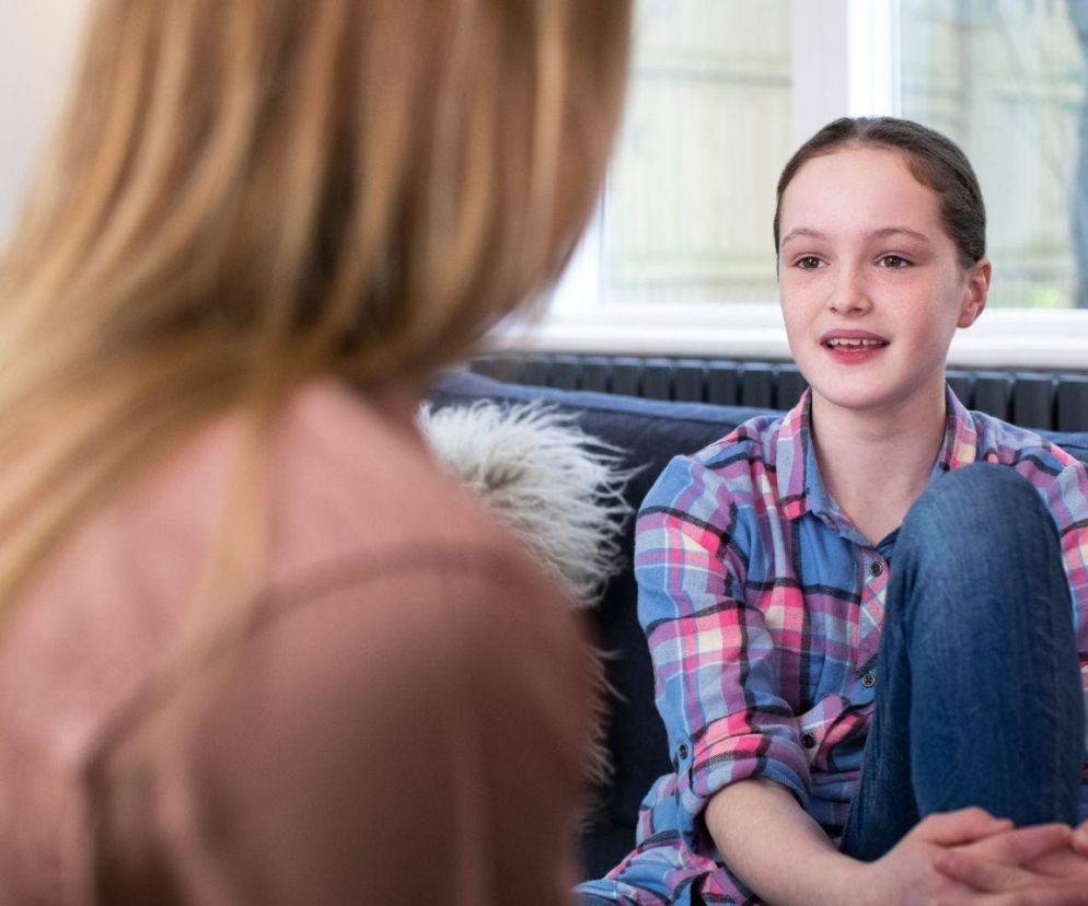 Dziecko zachowuje się jak dorosły? To może być sygnał odwrócenia ról