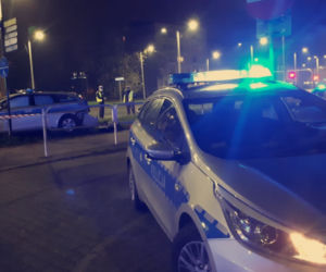 Dramatyczny wypadek radiowozu w centrum Częstochowy. Ranni policjanci trafili do szpitala [ZDJĘCIA]