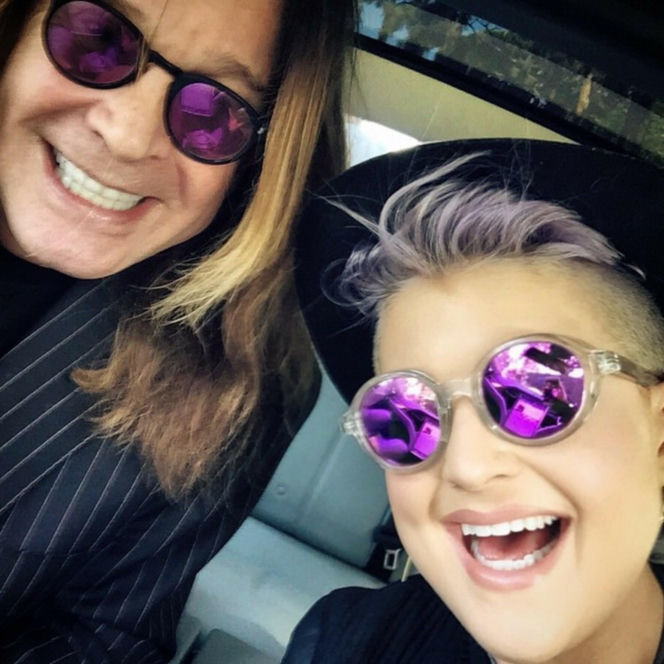 Tak brzmi ostatnia, wiadomość, którą Ozzy Osbourne wysłał do swojej córki. Legendarny muzyk zmarł nagle rok temu