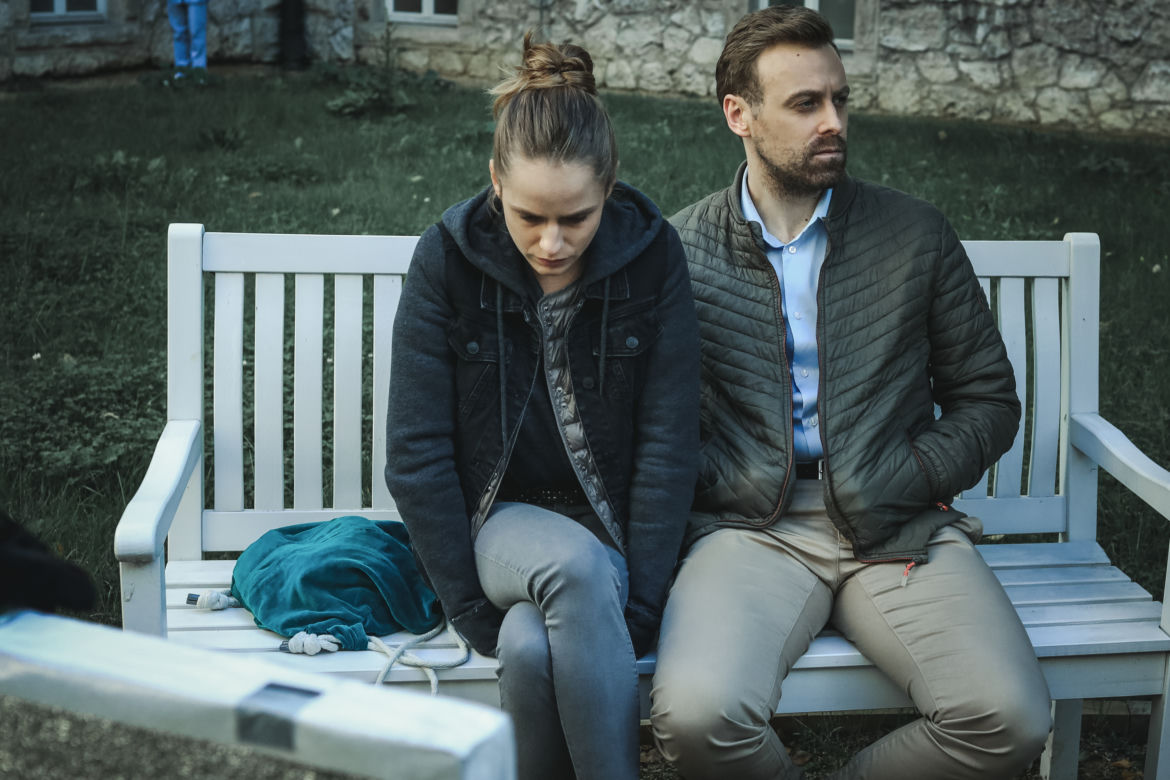 Szóstka. Natalia (Maja Pankiewicz), Kamil (Mateusz Rusin)