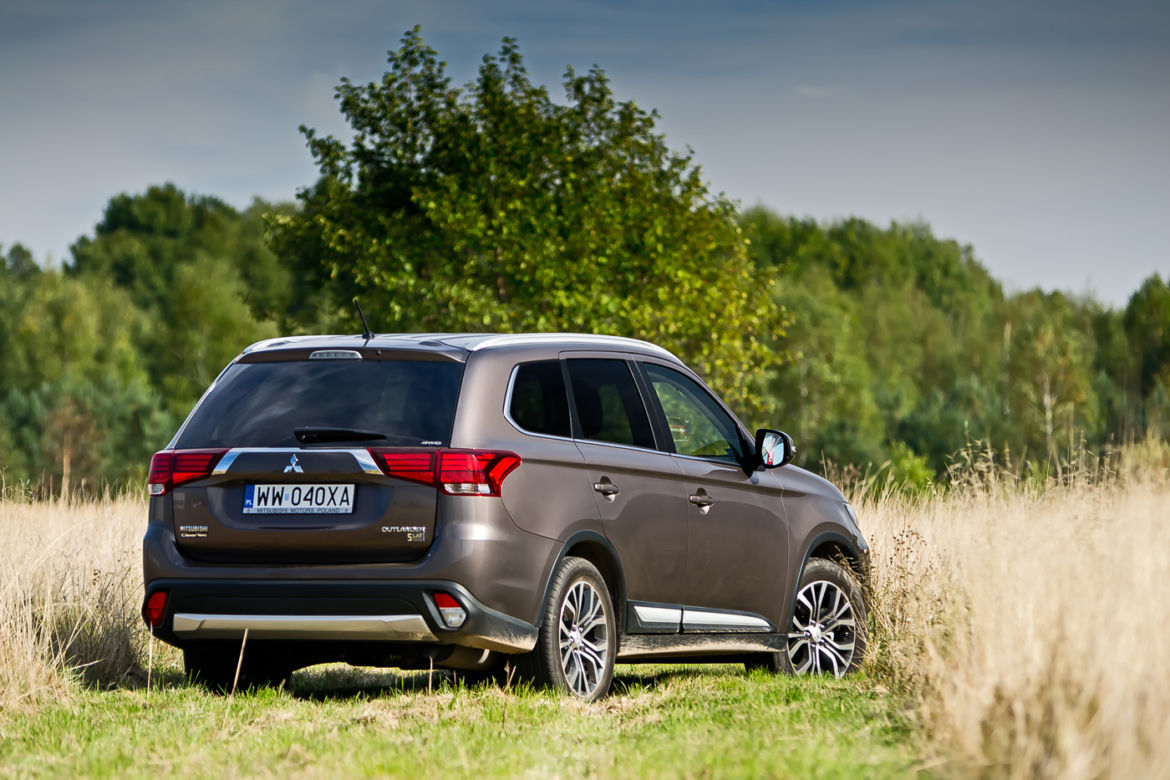 Mitsubishi Outlander po liftingu 2015