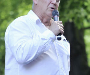 Marek Kondrat zaczynał karierę jako 11-latek. Tak na przestrzeni lat zmieniał się kultowy aktor