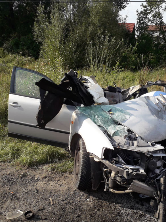 Śmiertelny karambol w Łęce [ZDJĘCIA]