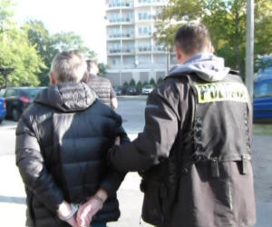 Oszukiwał metodą na policjanta - policjanci z Torunia i Bydgoszczy złapali podejrzanego