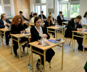 Matura próbna 2026: matematyka. Arkusze CKE, odpowiedzi, przecieki z próbnej matematyki [RELACJA NA ŻYWO 5.03.2026]