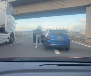 Bił kobietę na autostradzie, bo jechała zgodnie z przepisami! Wszystko nagrała jej 8-letnia córka