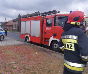 Wjechał autem w butle z gazem