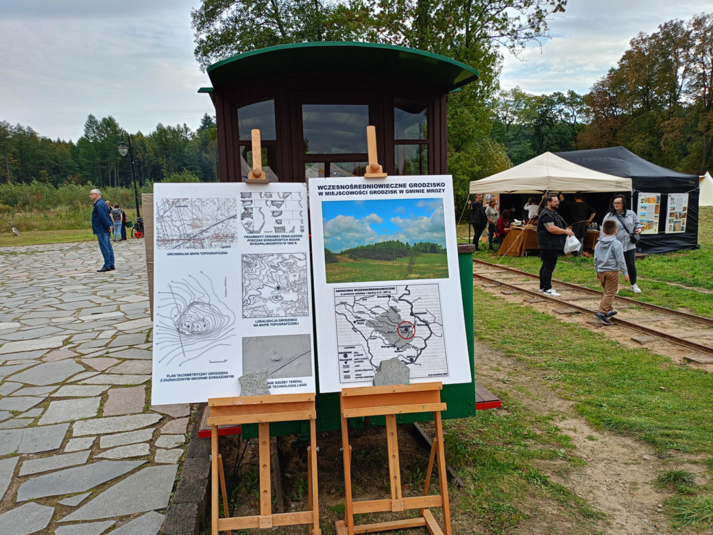 Odbywający się w Mrozach Festyn Archeologiczny to wydarzenie, które z roku na rok przyciąga coraz więcej umieszkańców regionu i turystów
