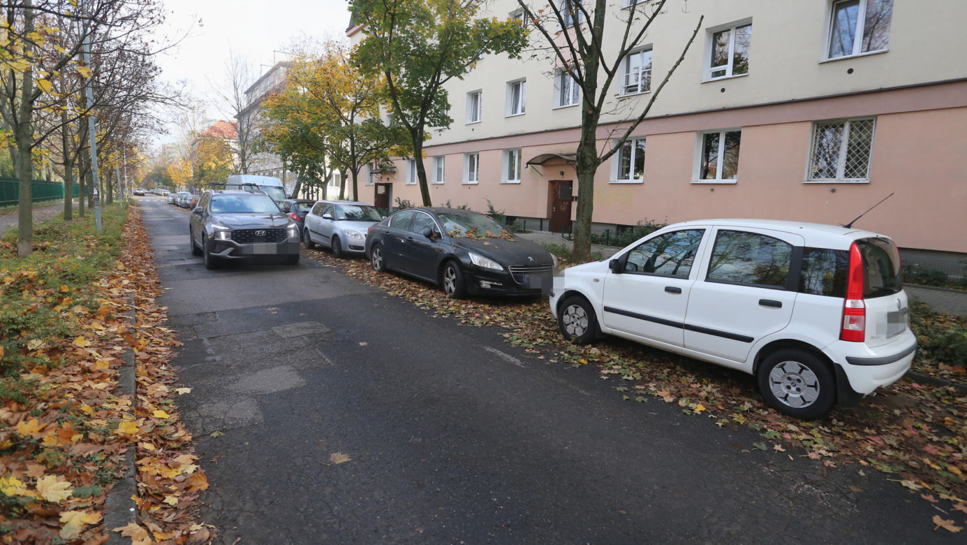 Parkingowa rzeź na Mokotowie. Znikną tysiące miejsc postojowych? 
