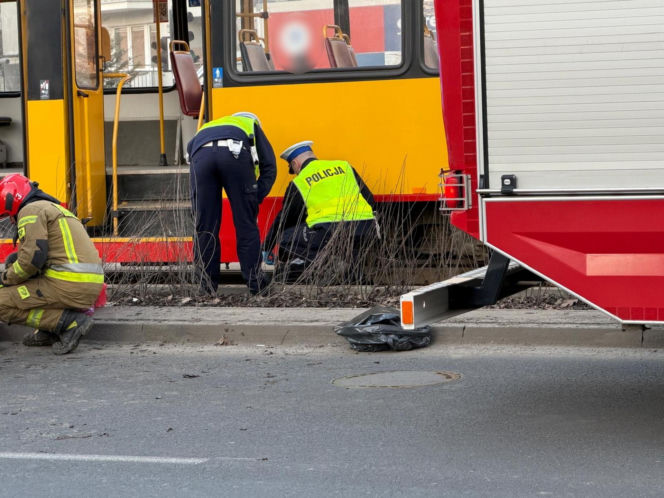 Warszawa. Potrącenie pieszego na torowisku