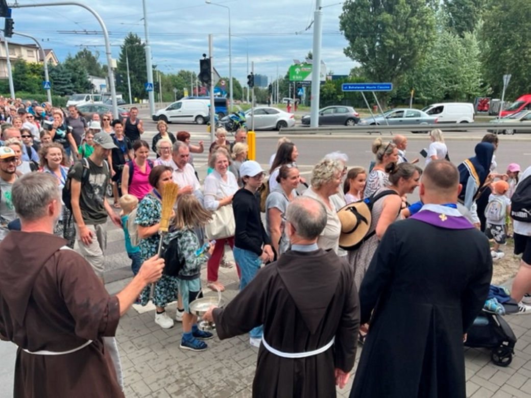 45. Lubelska Piesza Pielgrzymka na Jasną Górę. "Odzyskuje żonę i córki. Mam za co dziękować"
