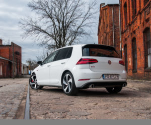 Volkswagen Golf 2.0 TSI GTI Performance 245 KM