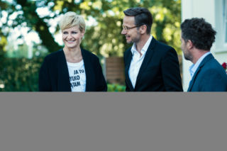 Druga szansa 2 sezon, odcinek 2, Monika (Małgorzata Kożuchowska), Adam Swensson (Bartłomiej Topa), prezes telewizji (Jacek Braciak)
