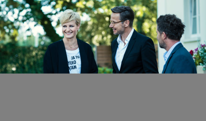 Druga szansa 2 sezon, odcinek 2, Monika (Małgorzata Kożuchowska), Adam Swensson (Bartłomiej Topa), prezes telewizji (Jacek Braciak)