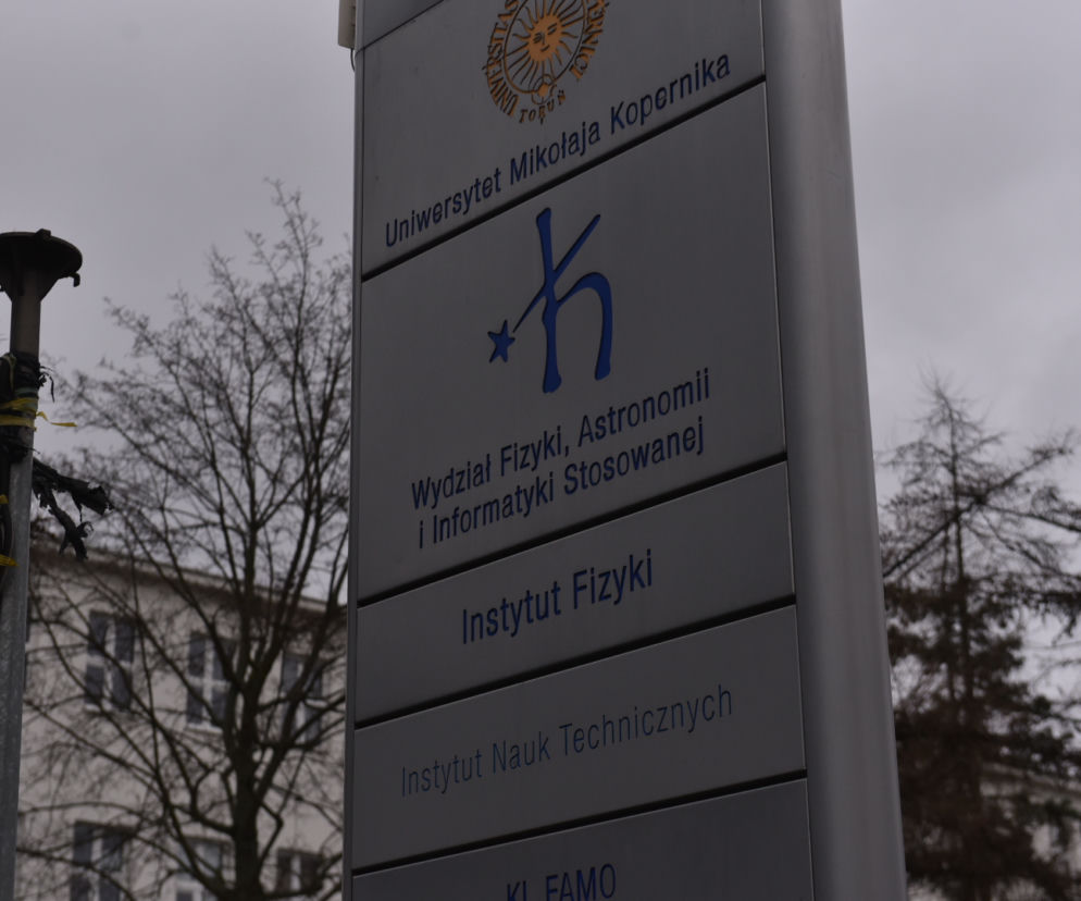 Afera na UMK w Toruniu. Profesor z Wydziału Fizyki, Astronomii i Informatyki Stosowanej podsłuchiwał studentów?