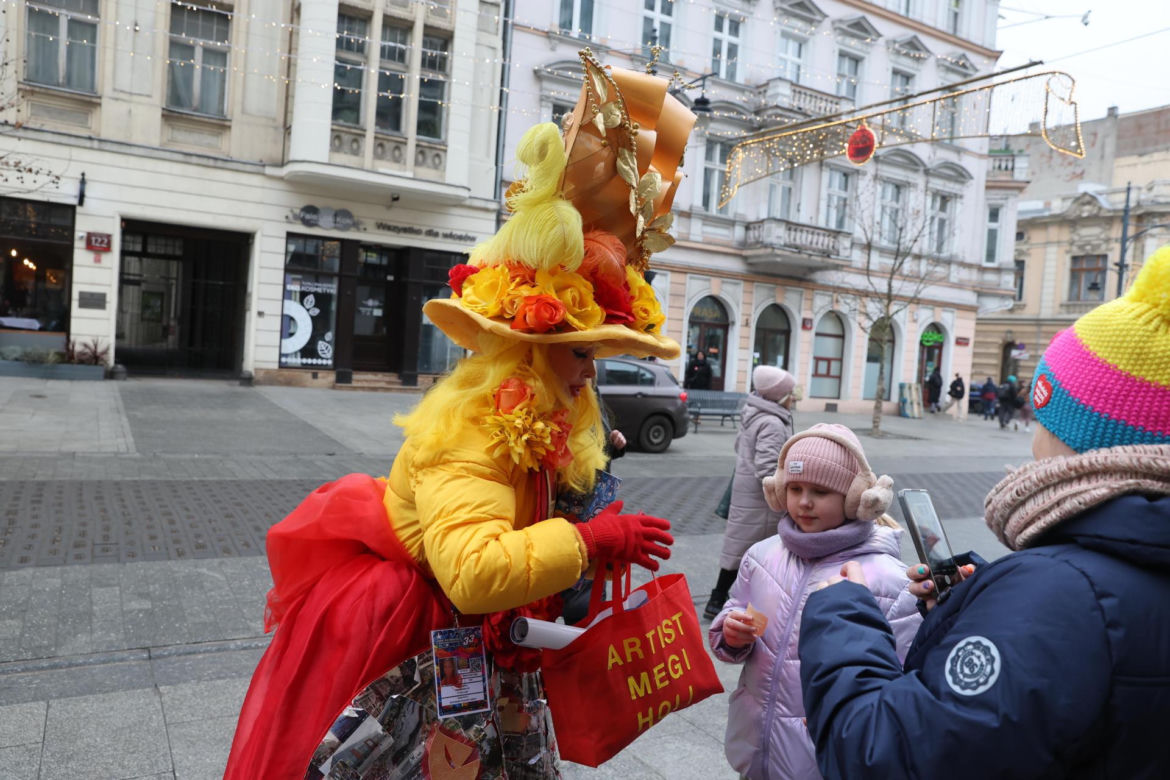Łódź. Wielka Szarża na Piotrkowskiej w Łodzi, w ramach 33. Finału Wielkiej Orkiestry Świątecznej Pomocy.