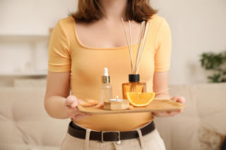 Zbierz w tym tygodniu i włóż do słoika. Postaw w salonie, a na Wielkanoc Twój dom będzie pachnieć obłędnie. Domowy zapach do wnętrz, którego będzie zazdrościć teściowa