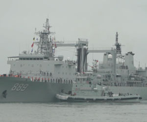 Iran, Chiny i Rosja demonstrują banderę w Cieśninie Ormuz