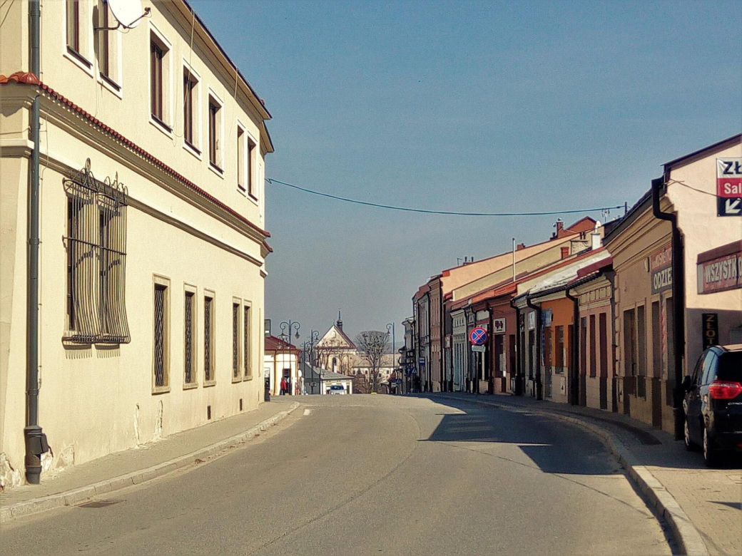 To najpiękniejsze miasto w Małopolsce. Jest porównywane do Krakowa, kiedyś było uznawane za stolicę Polski