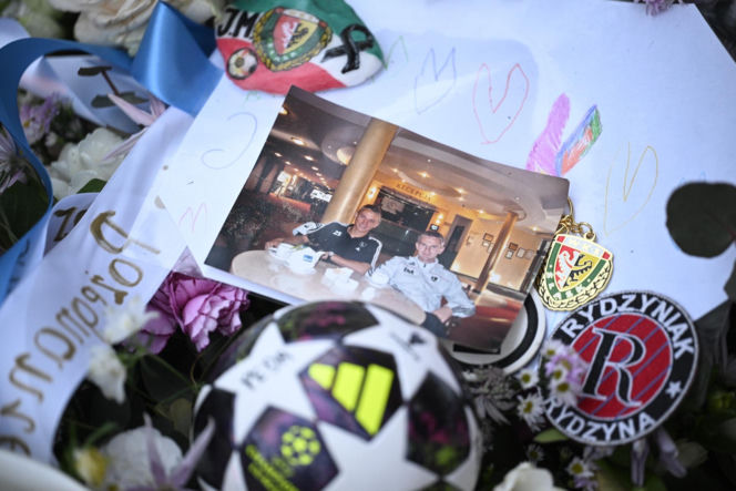 Tak wygląda grób Jacka Magiery po pogrzebie