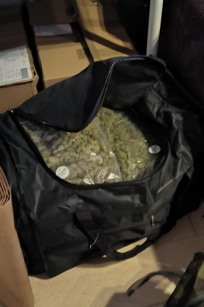Ponad 75 kg narkotyków w Bydgoszczy! Policja zlikwidowała magazyn wart miliony